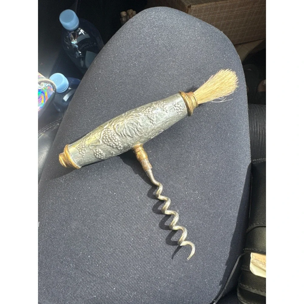 Unbranded tire bouchon